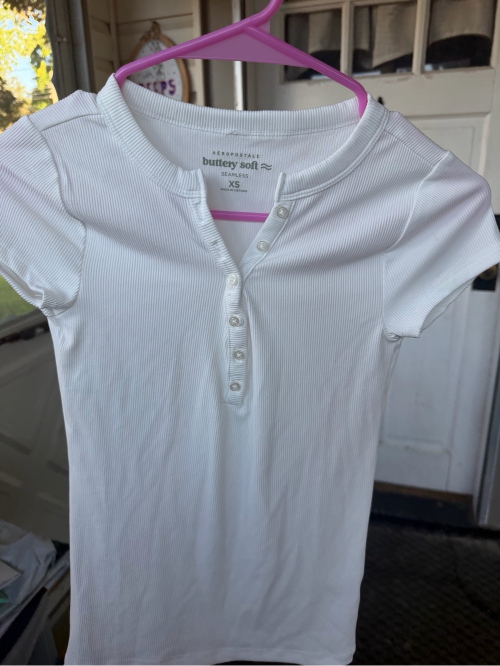 Aeropostale White Short Sleeve Henley Tee